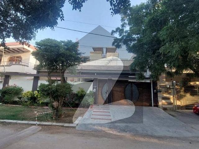 365Sqyrd Leased House for sale with Completion certificate in sector Y