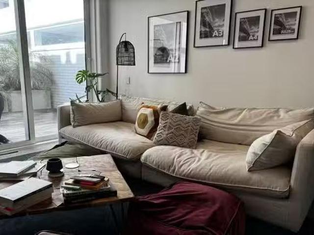 3684 Apartment 2 bedrooms in Business District