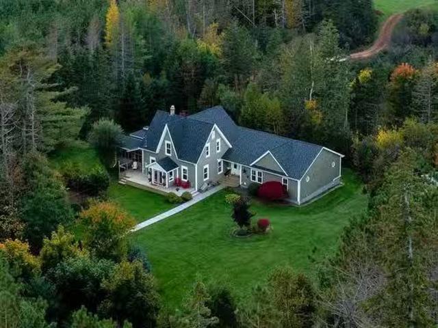 3693 Dixon Road, Breadalbane, PE, C0A 1N0 house for sale Li.