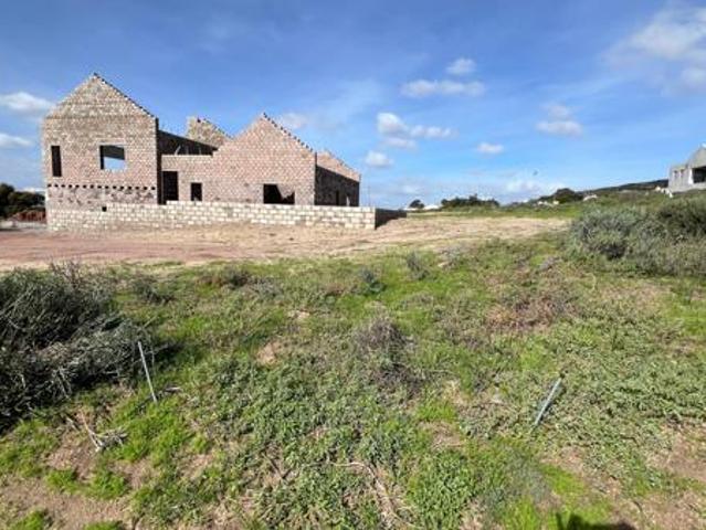369 m² Land available in St Helena Views