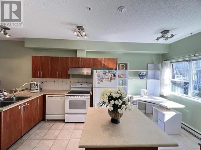 36 730 Farrow Street, Coquitlam, BC, V3J 7Y7 townhouse for sale | Listing ID R2975 | Royal LePage