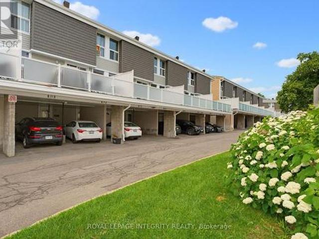 36 3415 Uplands Drive, Ottawa, ON, K1V 9N3 townhouse for sale | Listing ID X13583 | Royal LePage