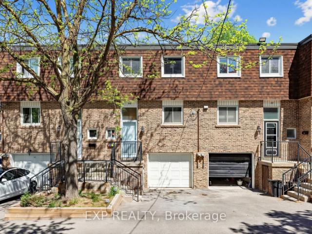 36 The Carriage Way, Thornhill | For Rent @ $3,600 | Condos. Ca