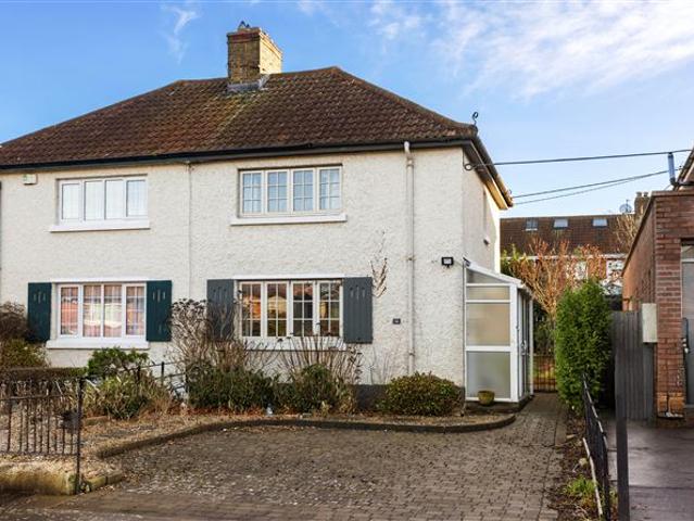 36 Ballinteer Gardens, Ballinteer, Dublin 16 Lynam Auctioneers & Estate Agents 4689 MyHome. Ie Residential