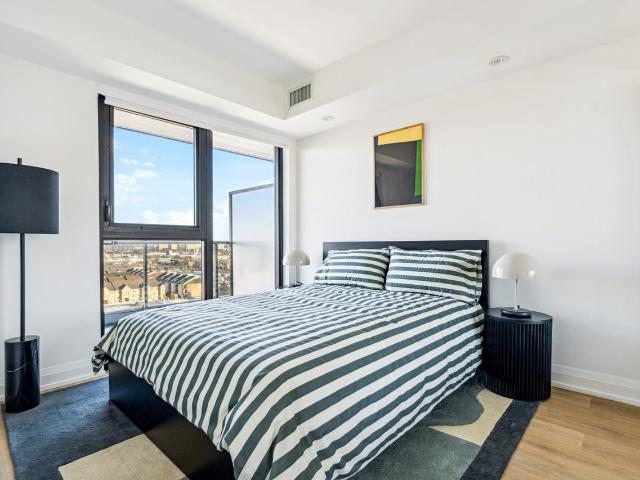 36 Brentcliffe Luxury Rentals 1 Bedroom Apartment for Rent at 36 Brentcliffe Rd, Toronto, ON M4G 0E1 Leaside