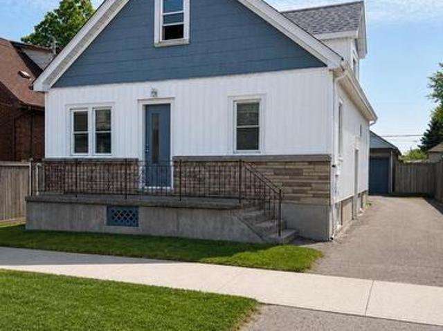 36 Brighton Avenue, St. Catharines, ON, L2M 5S7 house for sale | Listing ID X13432 | Royal LePage