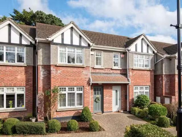 36 Castle Grove, Kilgobbin Wood, Sandyford, Dublin 18, D18E934.