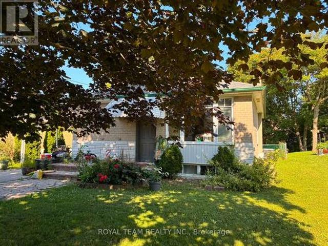 36 Child Drive, Aurora, ON, L4G 1Y5 house for lease | Listing ID N13603 | Royal LePage