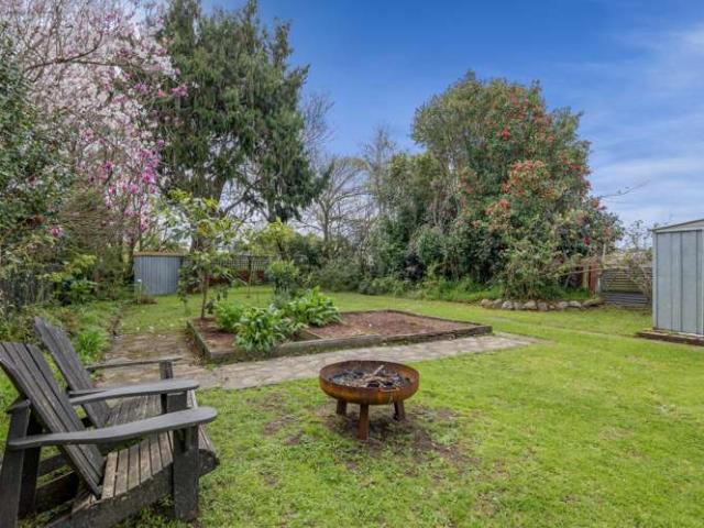 36 Cloten Road, Stratford