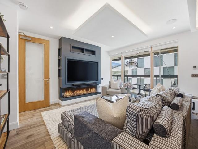 36 Hanover Dock, Grand Canal Dock, Dublin 2, D02 DP95