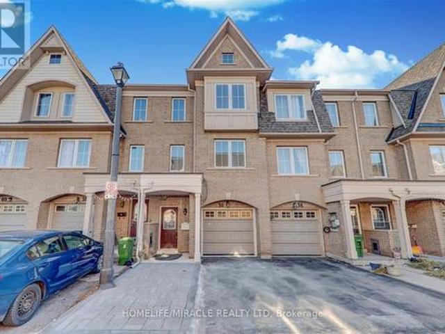 36 Jenkinson Way, Toronto, ON, M1P 5H4 townhouse for sale | Listing ID E12092 | Royal LePage