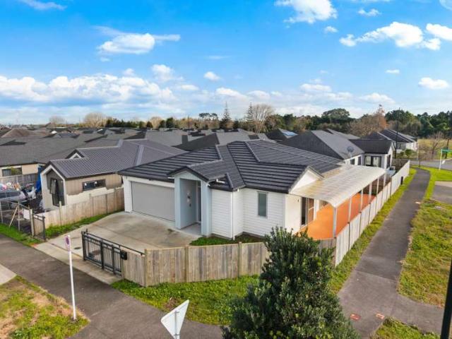 36 Koroheke Road, Takanini, Papakura