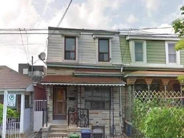 36 Mitchell Avenue 30003 Toronto ON M6J 1B9 4 Bedroom House for Rent for 4000 month