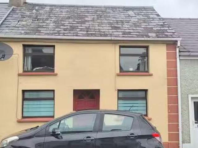 36 Mountain Road, Cahir, Cahir, Co. Tipperary, E21KN66 is for.
