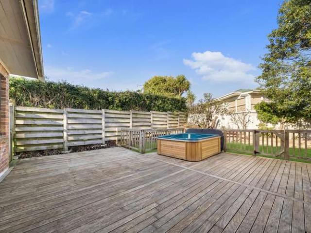36 Peverill Crescent, Papatoetoe, Manukau City