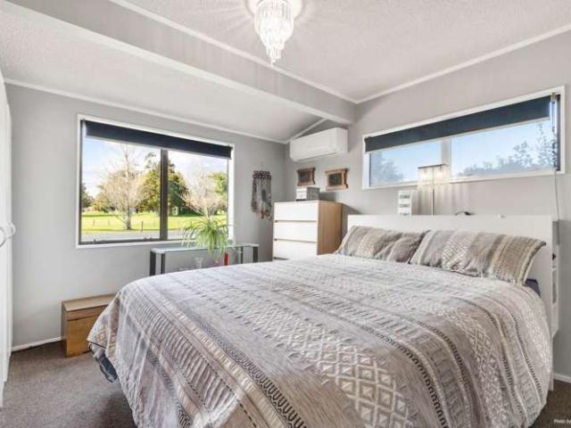 36 Racecourse Road, Waiuku, Franklin
