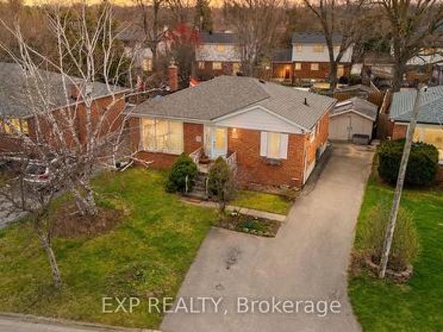 36 Shelley Street, Halton Hills, ON, L7G 3W9 house for sale | Listing ID W13024 | Royal LePage