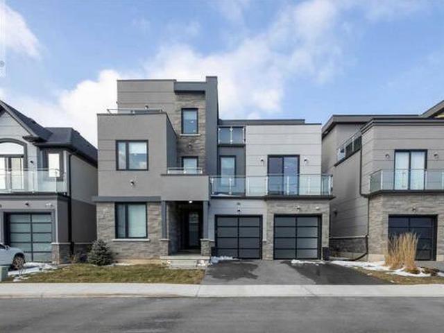 36 SUNROW GATE Hamilton Ontario
