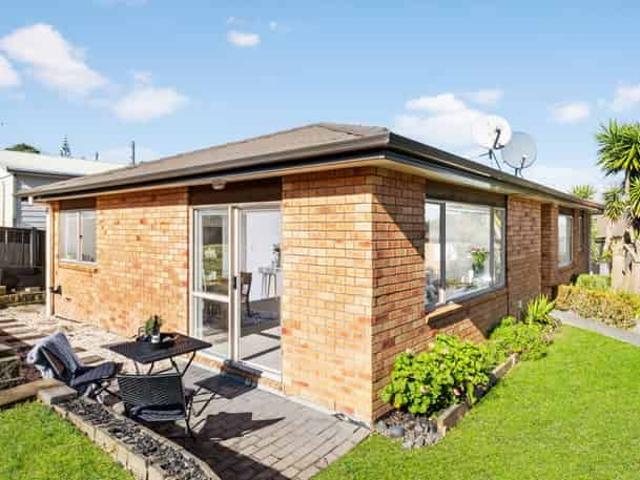 36A Chalmers Street, Avondale, Auckland City