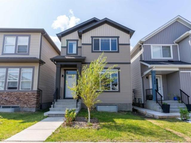 3704 2 Street, Edmonton, AB, T6T 2L8 house for sale | Listing ID E4493 | Royal LePage