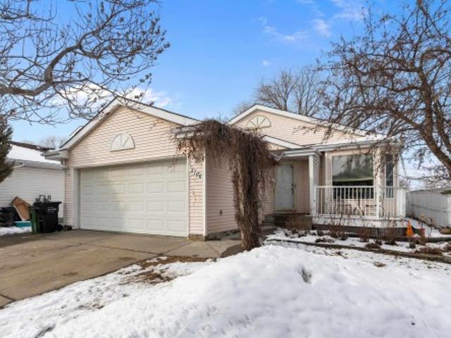 3706 A Avenue, Edmonton, AB, T5A 4Y8 house for sale | Listing ID E4479 | Royal LePage
