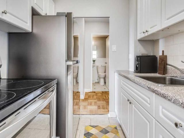 3700 Keele 1 Bedroom Apartment for Rent at 3700 Keele St, Toronto, ON M3J 1M4 York Univeristy Heights