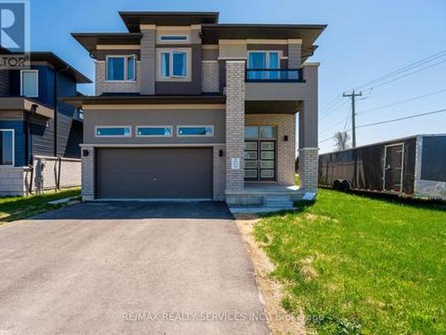 3700 Quayside Drive, Severn, ON, L3V 6H3 house for lease | Listing ID S13456 | Royal LePage