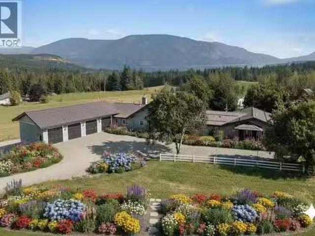 3700 50 Street, Salmon Arm, BC, V1E 3A9 house for sale List.
