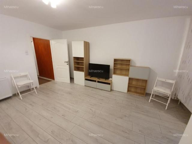 370 negociab De inchiriat Garsoniera lux etaj 2 apropiere metrou Muncii si Iancu