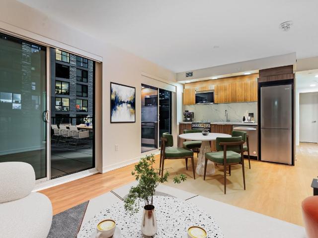 370 Queens Quay West 1 Bedroom Apartment for Rent at 370 Queens Quay W, Toronto, ON M5V 0X6 Harbourfront
