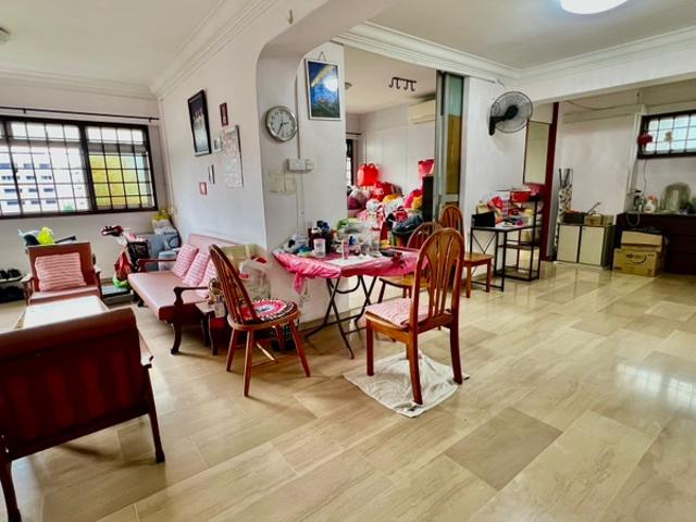 371 Tampines Street 34 HDB Apartment For Sale, $830,000, 4 Bed 2 Bath 1,323 sqft $627.00 psf