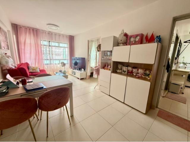 372 Jurong East Street 32 HDB Apartment For Sale, $378,000, 1 Bed 1 Bath 473 sqft $799.00 psf