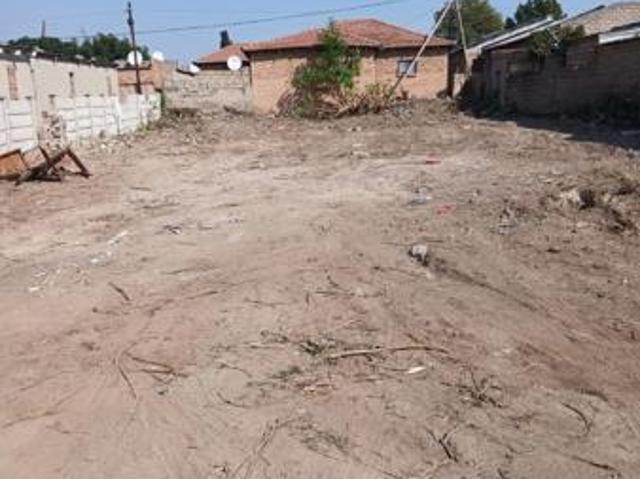 372 m² Land available in Seshego