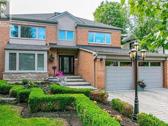 3739 St. Laurent Court, Mississauga, ON, L5L 4T3 house for sale | Listing ID W13426 | Royal LePage