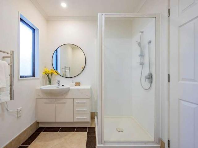 373 Chapel Road, Flat Bush, Manukau City