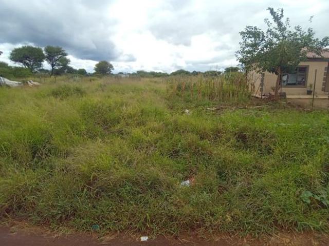 374 m² Land available in Northam