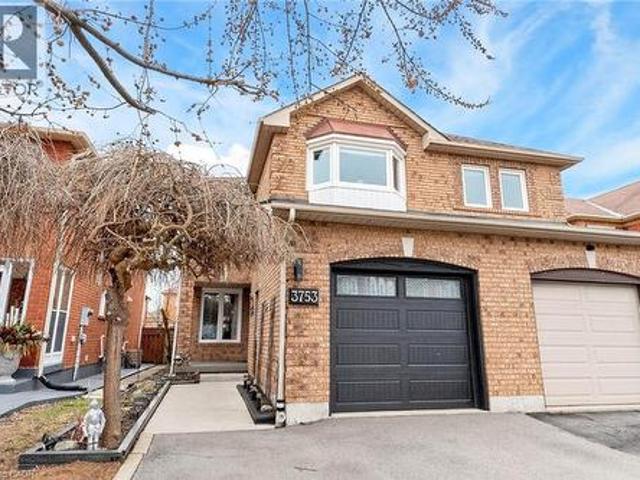 3753 Densbury Drive, Mississauga, ON, L5N 6Z2 house for sale | Listing ID 40835 | Royal LePage