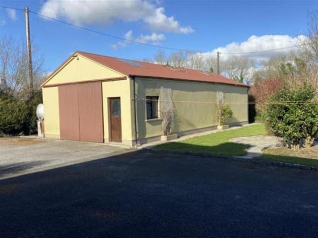 375,000 | LYNDALE, Doonan, Co. Donegal Anderson Auctioneers 4996 MyHome. Ie Residential