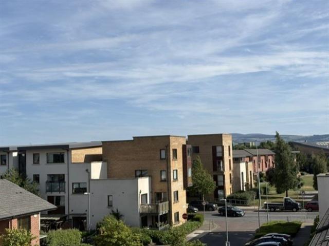 375,000 | 17 Castlegate Drive, Lucan, Dublin Smith Curley Estate Agents 5021 MyHome. Ie Residential