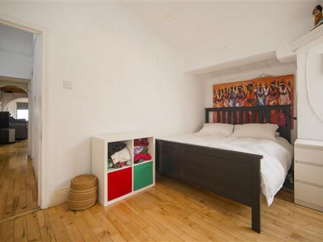 375,000 | 19 Elm Park Terrace, Terenure, Dublin Auctioneera 4909 MyHome. Ie Residential