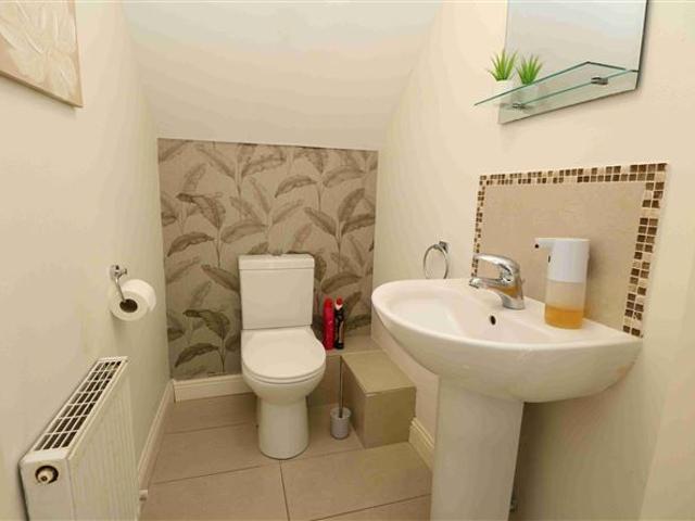 375,000 | 11 Flaxmill Court, Flaxmill Lane, Drogheda, Louth Shane Black Property Advisors and Agents Ltd 4997 MyHome. Ie Residential