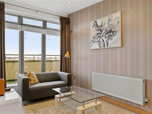 375,000 | 22 Beech House, Carrickmines Green, Carrickmines, Dublin 18 Allen & Jacobs 4981 MyHome. Ie Residential