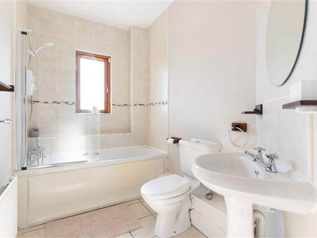 375,000 | 38 The Rectory, Stepaside DNG Stillorgan 4991 MyHome. Ie Residential