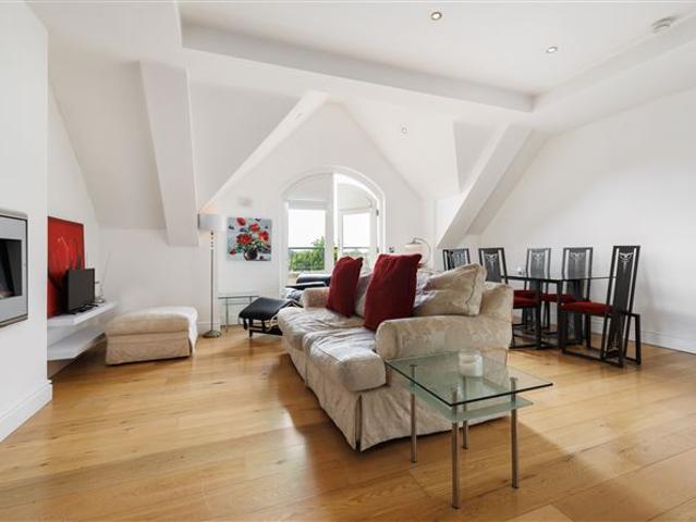 375,000 | 51B Ballintyre Grove, Ballinteer, Dublin 16 Russell Estate Agents 4705 MyHome. Ie Residential