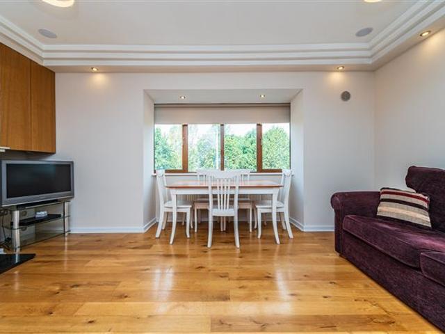 375,000 | 6 Ornamental Gardens, Oldtown Demesne, Naas, Kildare Smyth Naas 5021 MyHome. Ie Residential