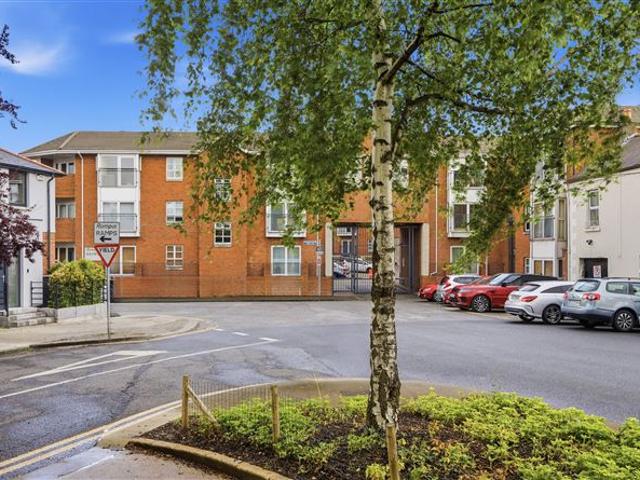375,000 | 85 Greenville Place, Greenville Avenue, Dublin 8, D08 X3E7 Owen Reilly 5004 MyHome. Ie Residential