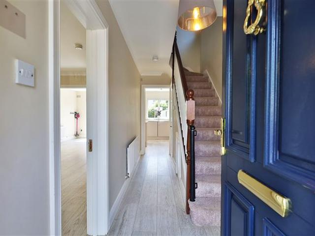 375,000 | 98 Oak Way, Bailis Downs, Navan, Meath Raymond Potterton & Company 4998 MyHome. Ie Residential