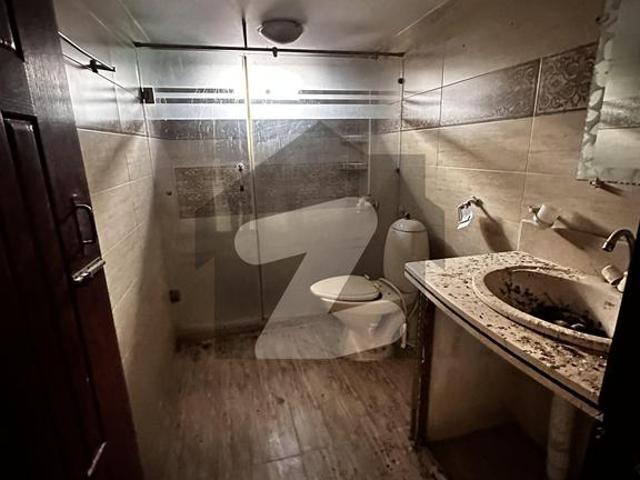 375 Sq Yard Double Story 2 Unit House 3bed Dd Plus 3bed Dd For Sale Gulshan e Iqbal Block 7