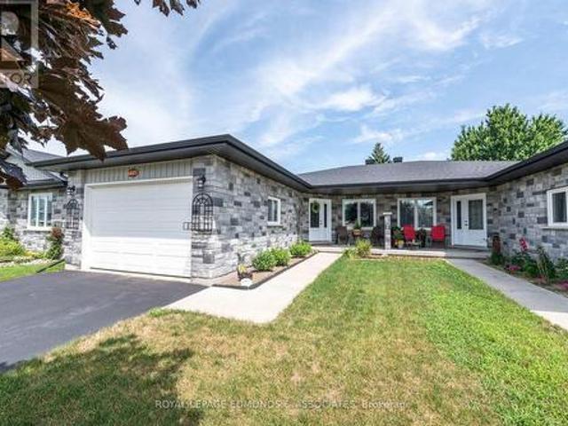 375 Patricia Avenue, Pembroke, ON, K8A 0E6 house for sale | Listing ID X13593 | Royal LePage