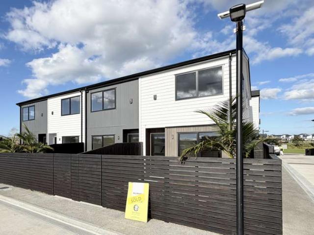 3/75 Te Taruna Drive, Milldale, Rodney